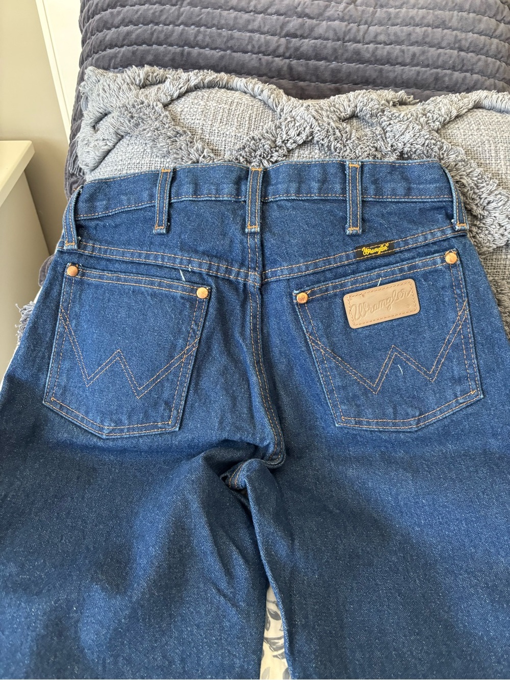 Wrangler Men’s Dark Blue Denim Jeans with Leather Patch